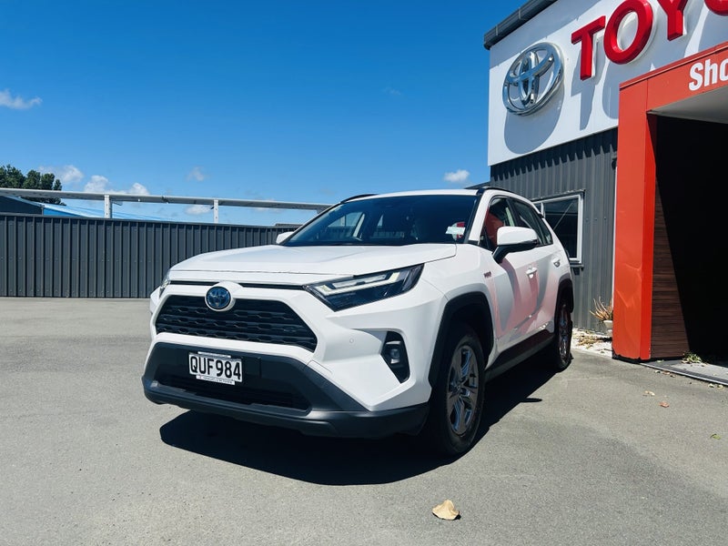 2024 Toyota RAV4 GX 2.5P Hybrid AWD Automatic SUV image 3