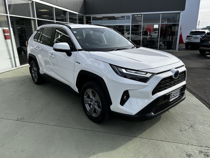 2024 Toyota RAV4 GX 2.5P Hybrid AWD Automatic SUV image 3