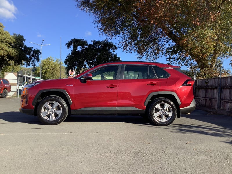 2024 Toyota RAV4 GX 2.5P Hybrid AWD SUV image 3