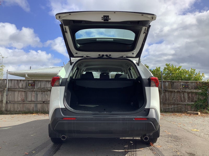 2024 Toyota RAV4 GX 2.5P Hybrid AWD SUV image 5