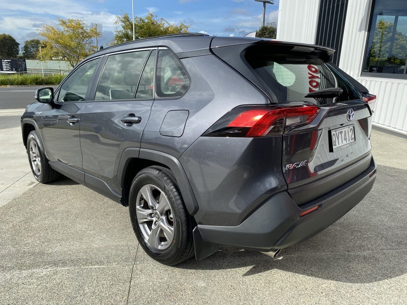 2024 Toyota RAV4 GX 2.5P HYBRID AWD SUV image 3
