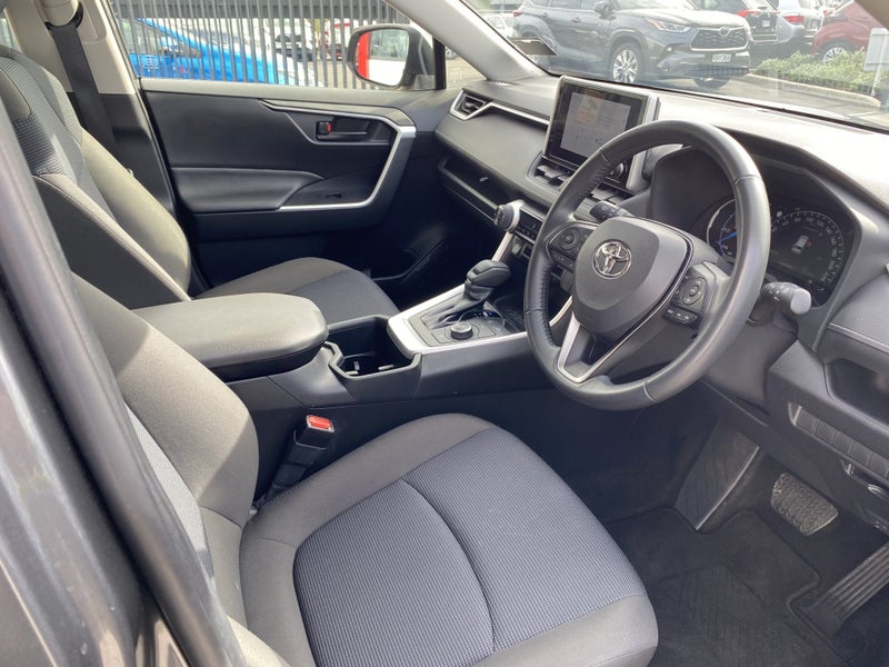 2024 Toyota RAV4 GX 2.5P HYBRID AWD SUV image 5