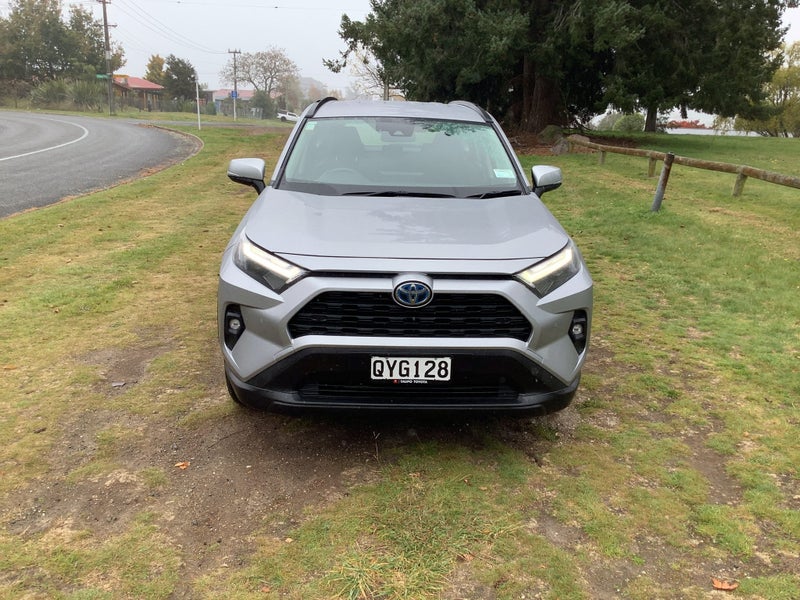 2024 Toyota RAV4 GX 2.5P Hybrid Electric Vehicle image 3