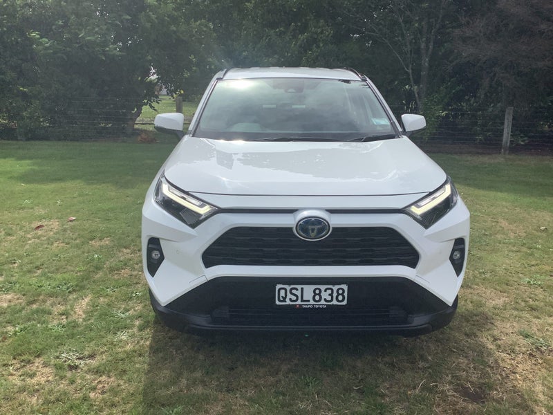 2024 Toyota RAV4 GX 2.5P Hybrid Electric Vehicle image 3