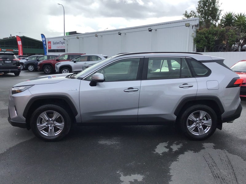 2024 Toyota RAV4 GX 2.5P Hybrid SUV image 5