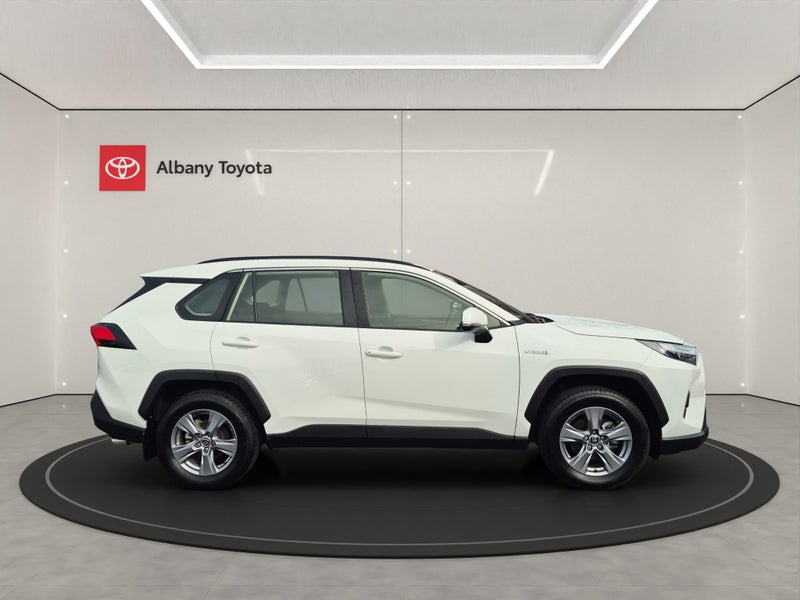 2024 Toyota RAV4 GX 2.5PH/4WD/HD image 2