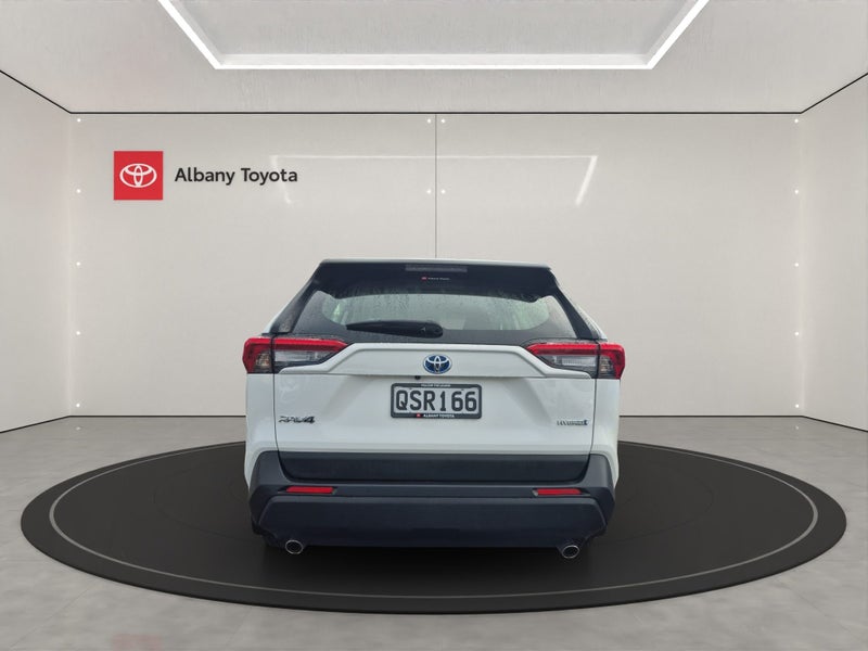 2024 Toyota RAV4 GX 2.5PH/4WD/HD image 4