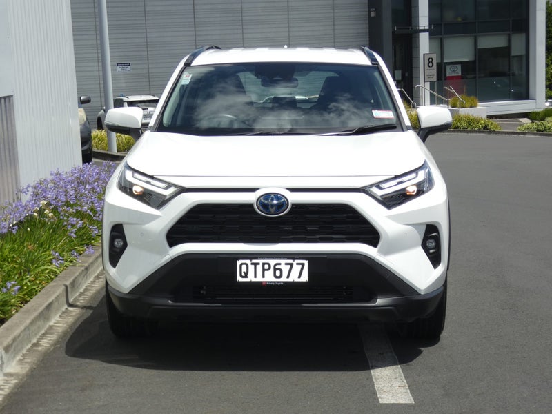 2024 Toyota RAV4 GX Hybrid image 4
