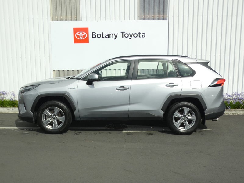 2024 Toyota RAV4 GX Hybrid image 5