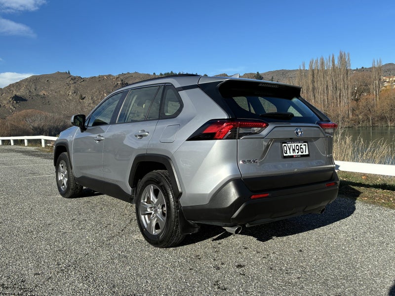 2024 Toyota RAV4 GX Hybrid image 5