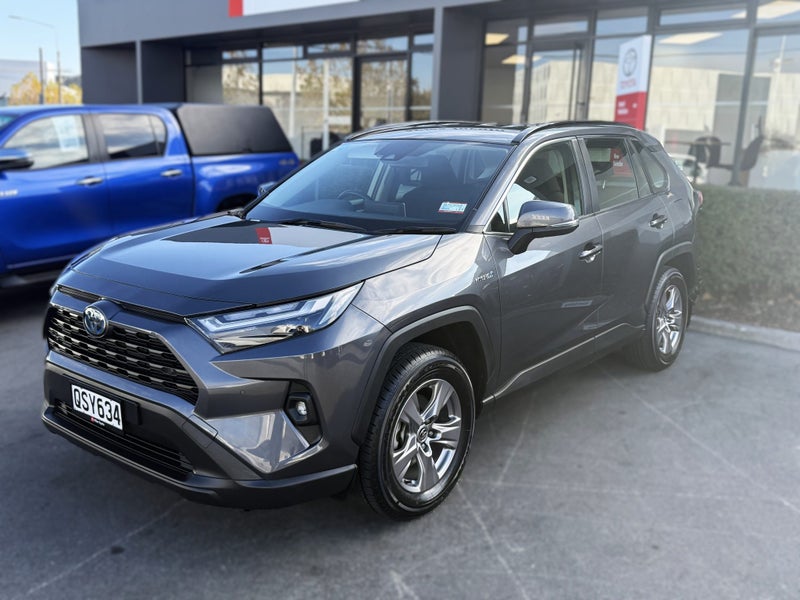 2024 Toyota RAV4 GX HYBRID 4WD/AWD, Push Start image 3
