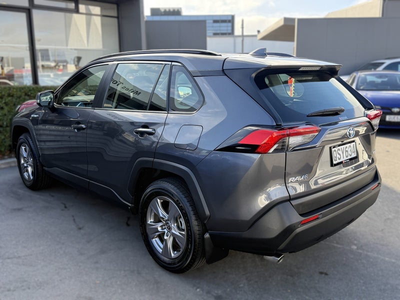 2024 Toyota RAV4 GX HYBRID 4WD/AWD, Push Start image 5