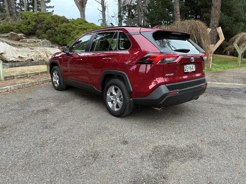2024 Toyota RAV4 GX Hybrid AWD image 5