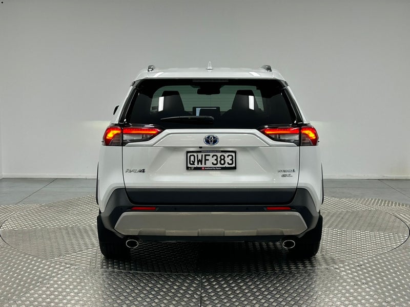2024 Toyota RAV4 GXL 2.5 Hybrid AWD image 4
