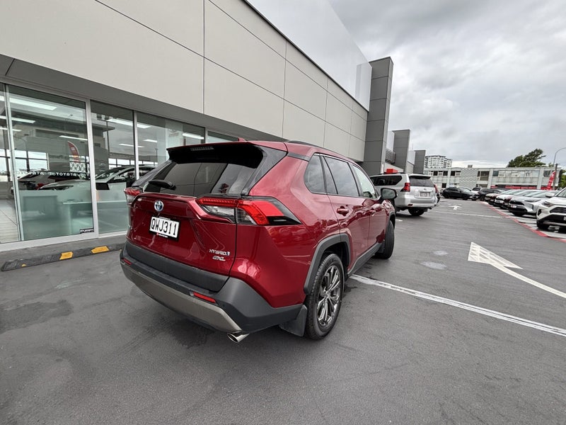 2024 Toyota RAV4 GXL 2.5 HYBRID POPULAR SUV image 3