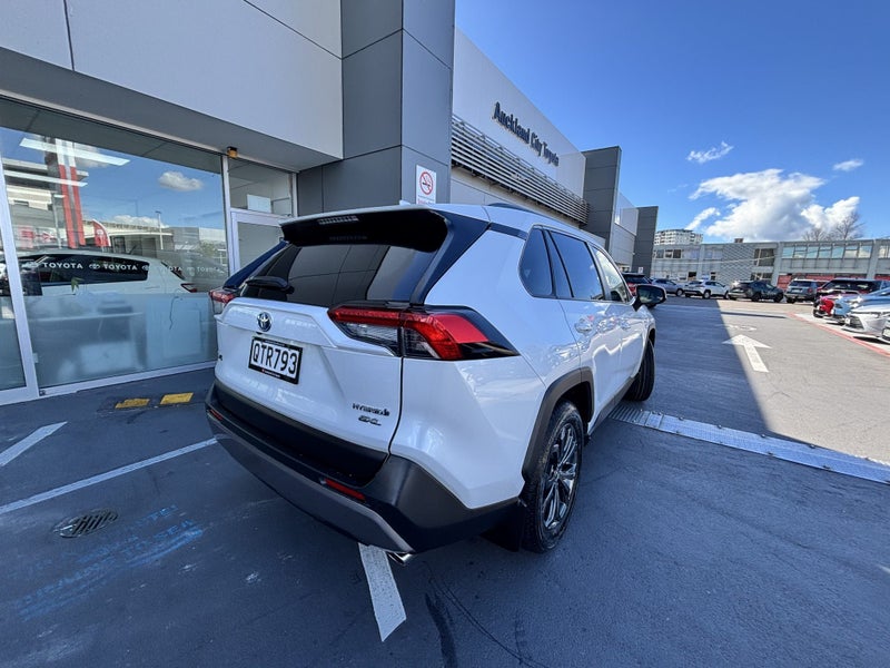 2024 Toyota RAV4 GXL 2.5 HYBRID POPULAR SUV image 3