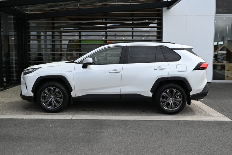 2024 Toyota RAV4 GXL 2.5 Petrol Hybrid AWD SUV image 3