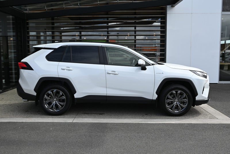 2024 Toyota RAV4 GXL 2.5 Petrol Hybrid AWD SUV image 5