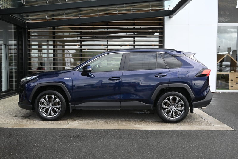 2024 Toyota RAV4 GXL 2.5 Petrol Hybrid AWD SUV image 3