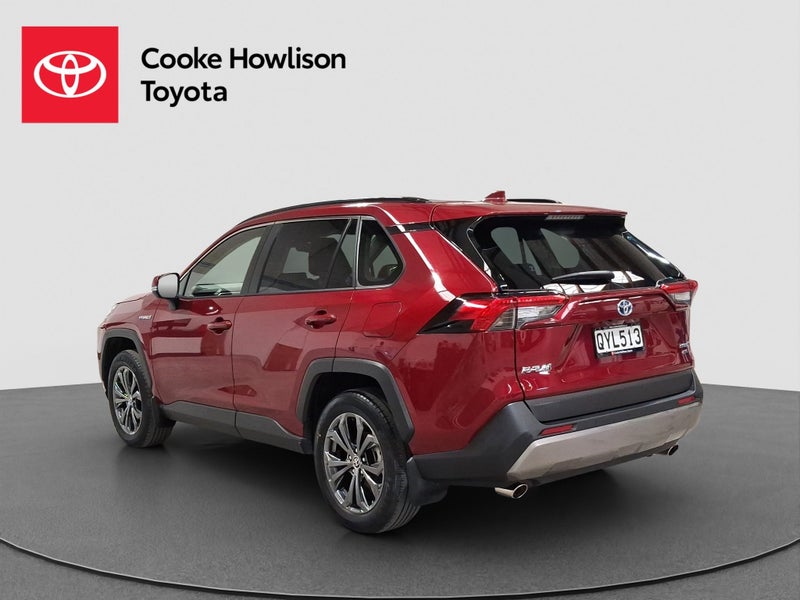 2024 Toyota RAV4 GXL 2.5L Hybrid image 5