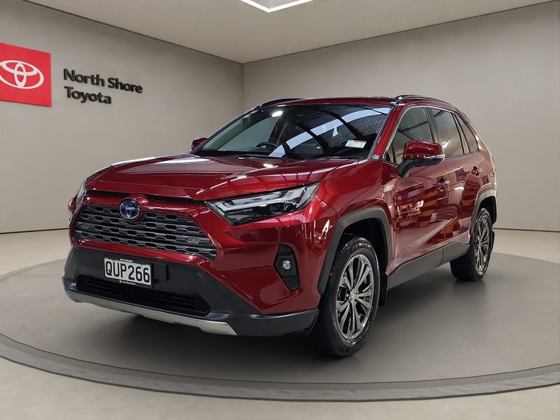 2024 Toyota RAV4 GXL 2.5L Hybrid AWD SUV image 3