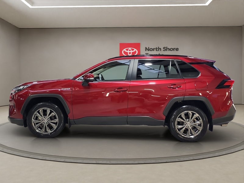 2024 Toyota RAV4 GXL 2.5L Hybrid AWD SUV image 4