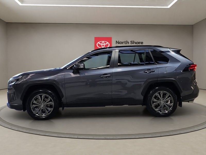 2024 Toyota RAV4 GXL 2.5L Hybrid AWD SUV image 4