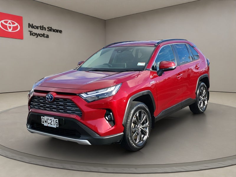 2024 Toyota RAV4 GXL 2.5L Hybrid AWD SUV image 3