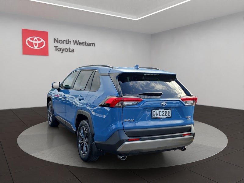 2024 Toyota RAV4 GXL 2.5L Hybrid AWD SUV image 5