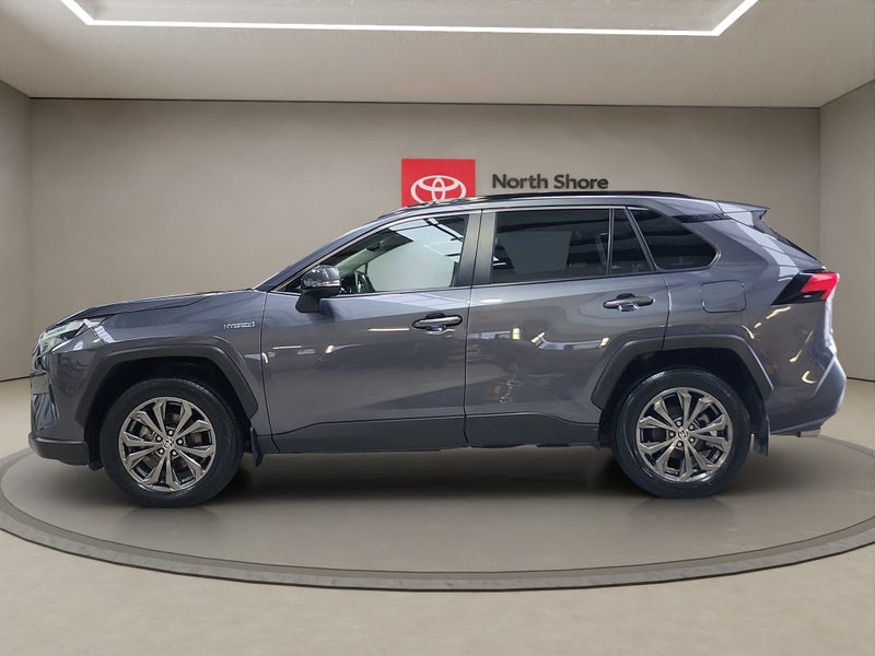 2024 Toyota RAV4 GXL 2.5L Hybrid AWD SUV image 4