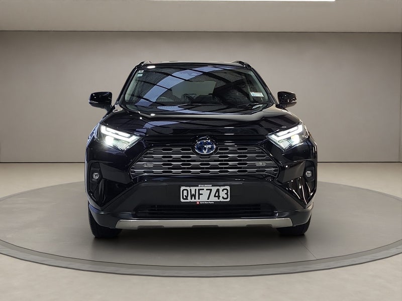 2024 Toyota RAV4 GXL 2.5L Hybrid AWD SUV image 2