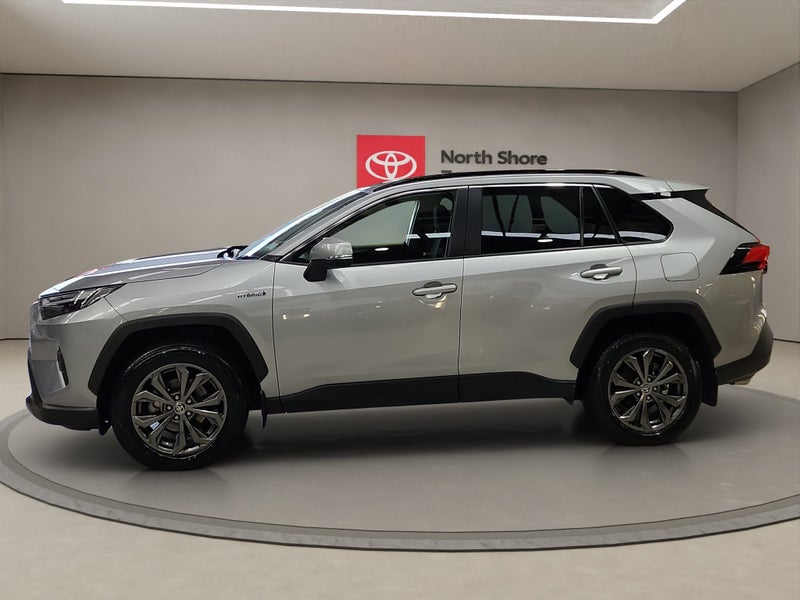 2024 Toyota RAV4 GXL 2.5L Hybrid AWD SUV image 4