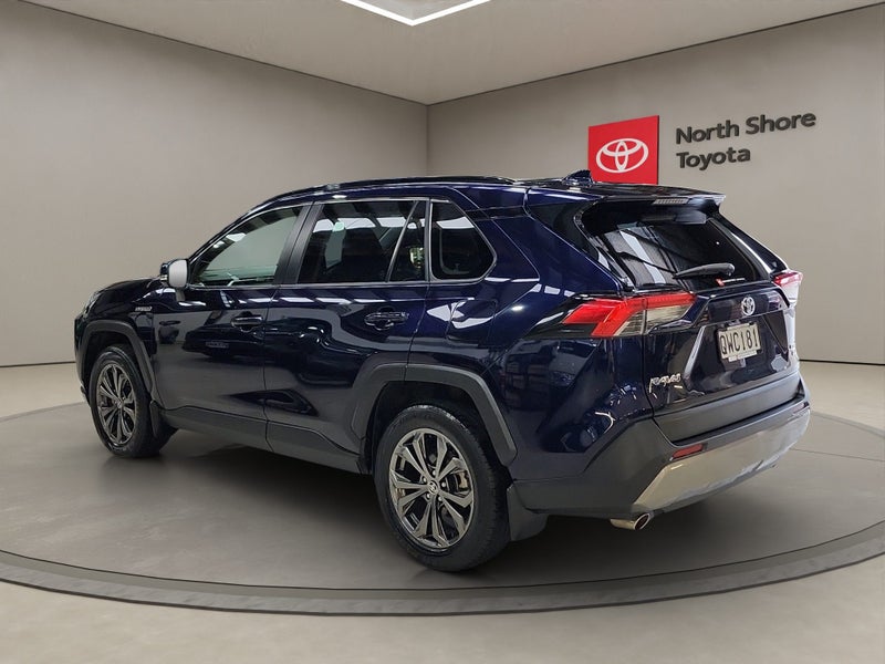 2024 Toyota RAV4 GXL 2.5L Hybrid AWD SUV image 5