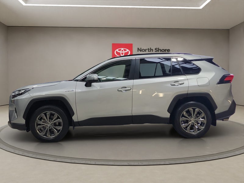 2024 Toyota RAV4 GXL 2.5L Hybrid AWD SUV image 4