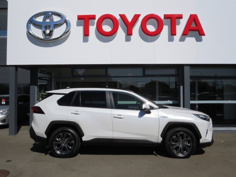 2024 Toyota RAV4 GXL 2.5P HV image 4