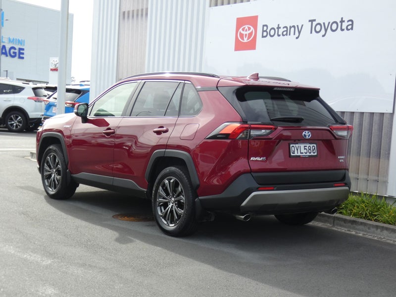 2024 Toyota RAV4 GXL 2.5P HV AWD image 3