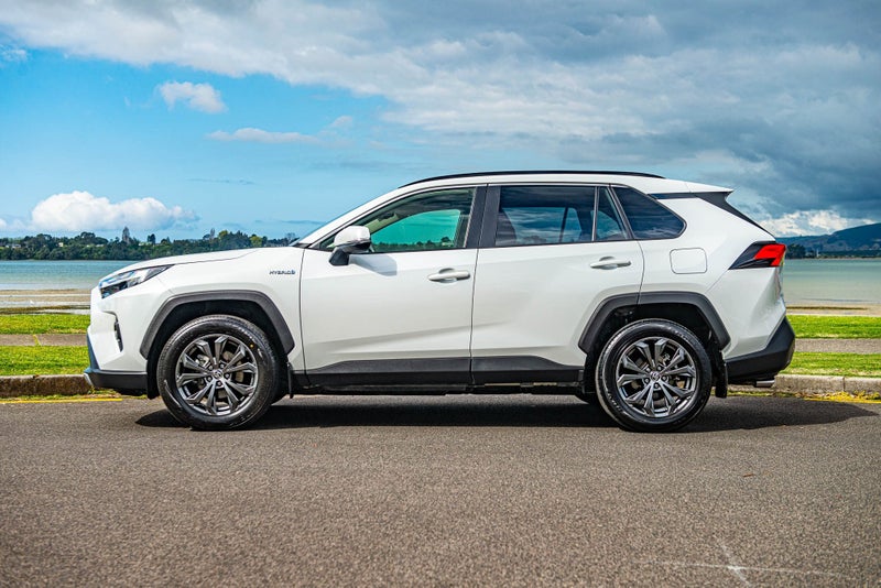 2024 Toyota RAV4 GXL 2.5P HV ECVT AWD image 5