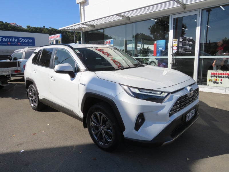 2024 Toyota RAV4 GXL 2.5P HV ECVT AWD image 2