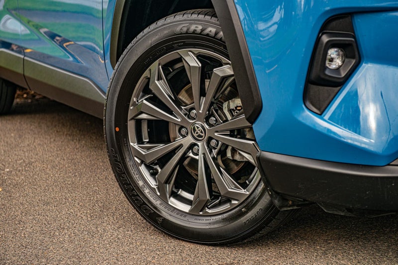 2024 Toyota RAV4 GXL 2.5P HV ECVT AWD image 3