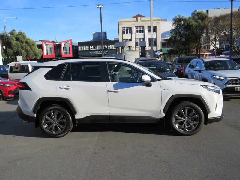 2024 Toyota RAV4 GXL 2.5P HV ECVT AWD SUV image 3