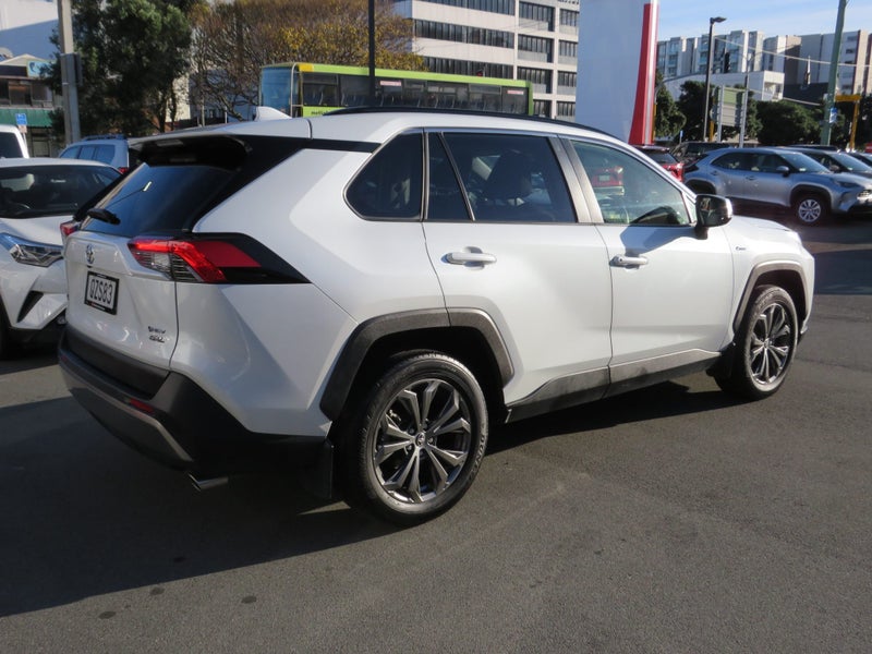 2024 Toyota RAV4 GXL 2.5P HV ECVT AWD SUV image 4