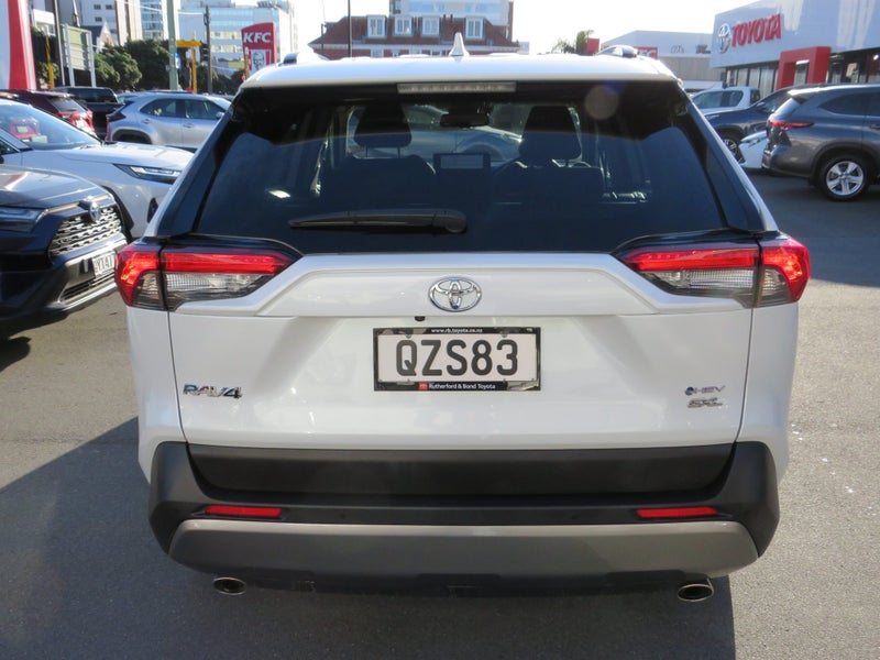 2024 Toyota RAV4 GXL 2.5P HV ECVT AWD SUV image 5