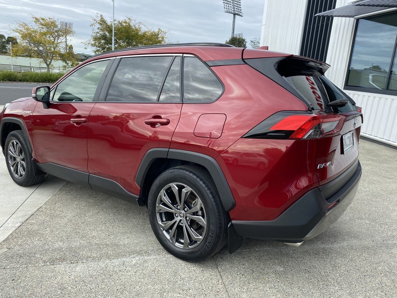 2024 Toyota RAV4 GXL 2.5P HV ECVT AWD SUV image 3