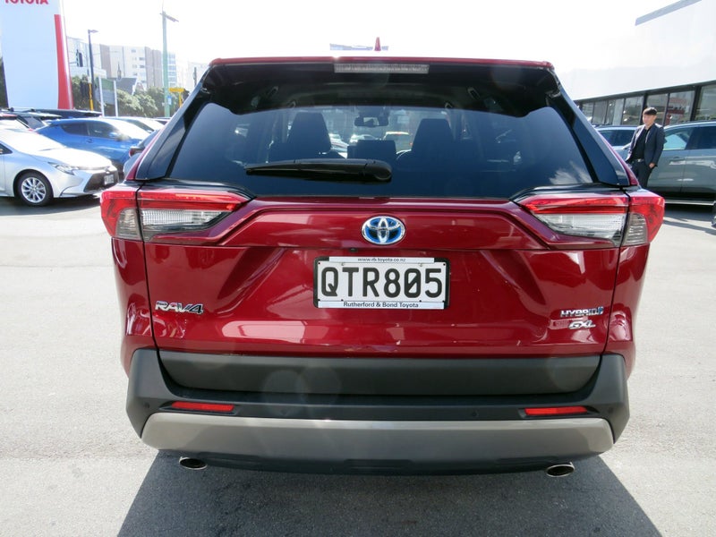 2024 Toyota RAV4 GXL 2.5P HV ECVT AWD SUV image 5