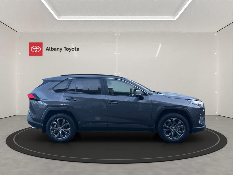 2024 Toyota RAV4 GXL 2.5P HV ECVT AWD SUV/5D/5S... image 2