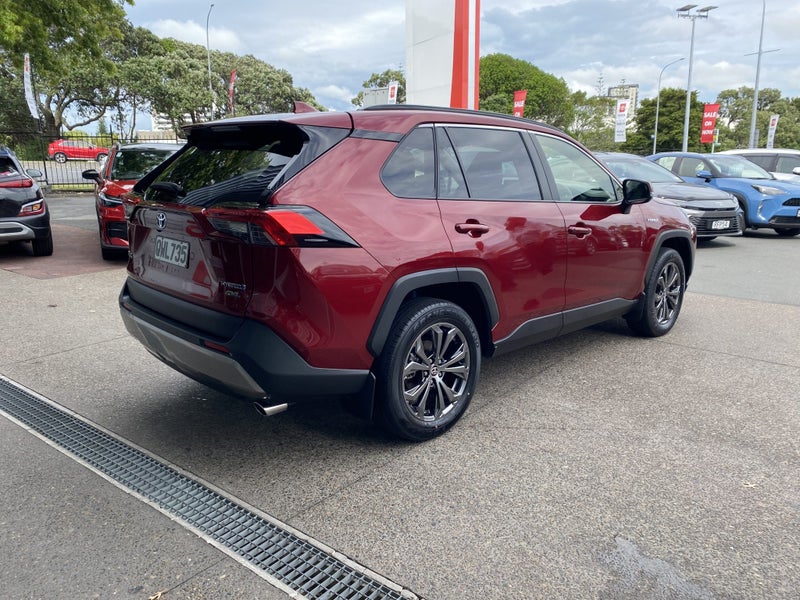 2024 Toyota RAV4 GXL 2.5P HV ECVT AWD SUV/5D/5S image 2