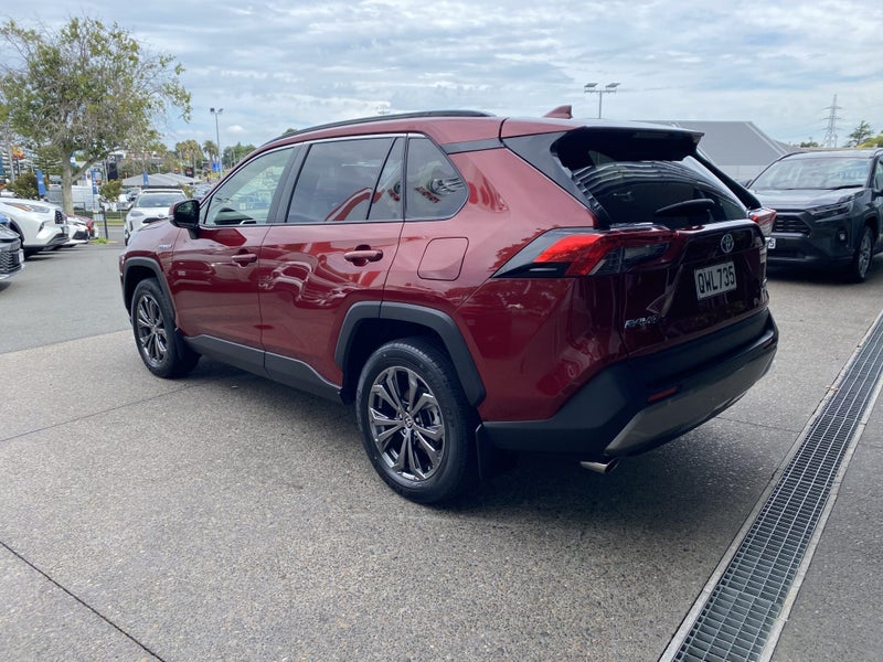 2024 Toyota RAV4 GXL 2.5P HV ECVT AWD SUV/5D/5S image 5