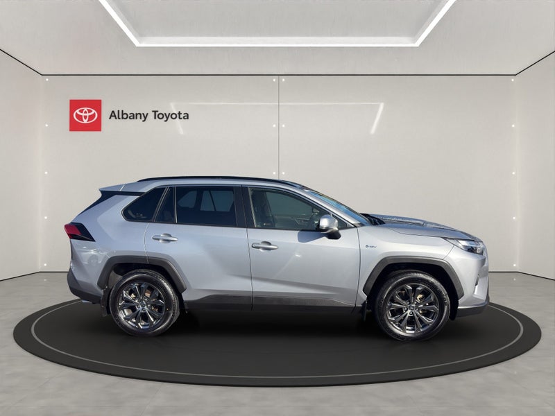 2024 Toyota RAV4 GXL 2.5P HV ECVT AWD SUV/5D/5S... image 2