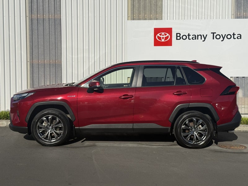 2024 Toyota RAV4 GXL 2.5P HV ECVT AWD SUV/5D/5S image 4