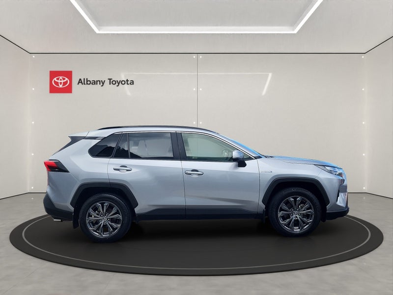 2024 Toyota RAV4 GXL 2.5P HV ECVT AWD SUV/5D/5S... image 2
